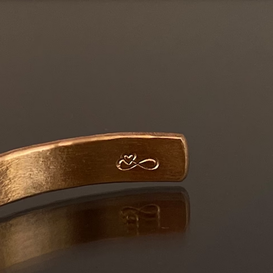 Copper bracelet hammered arthritis rheumatism circulation health balance strength wellbeing gift woman man