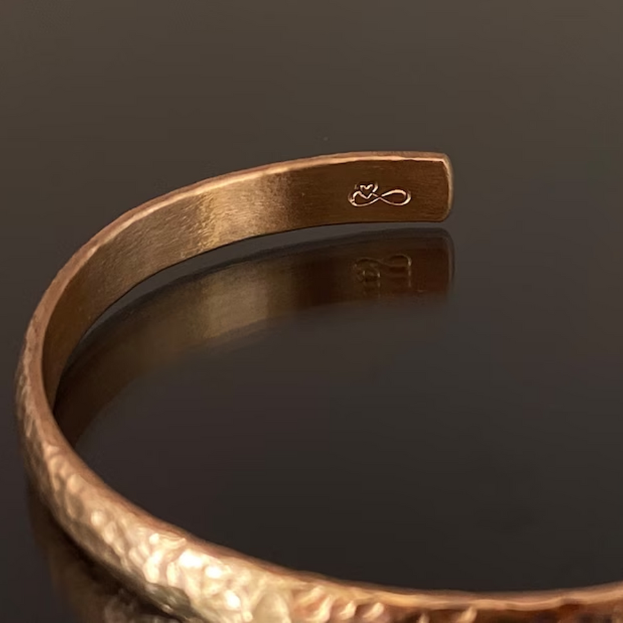 Copper bracelet hammered arthritis rheumatism circulation health balance strength wellbeing gift woman man